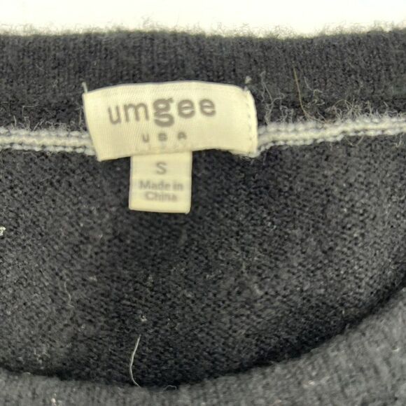 Umgee Oversized Black Striped Poncho Sweater Size Small - Picture 2 of 3